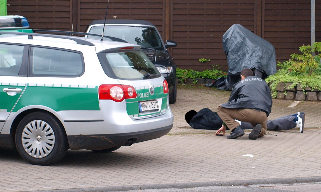 Aeltere Frau ueberfallen Koeln Muelheim Holsteinstr evtl Taeter gefasst P06.JPG